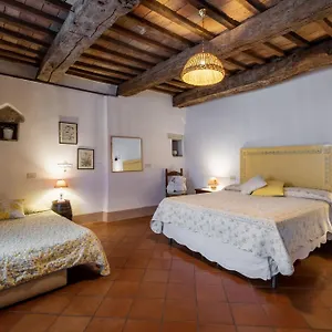 https://podere-la-radicofani.it-tuscanyhotel.com